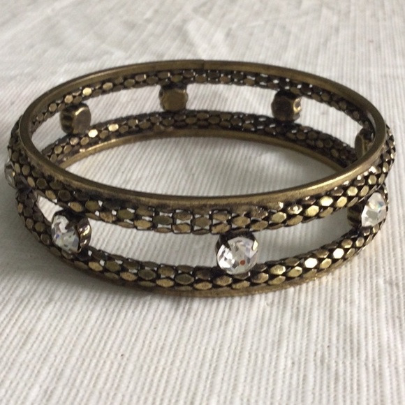 Woman’s Bangle Bracelet with rhinestones color gold - Picture 1 of 5